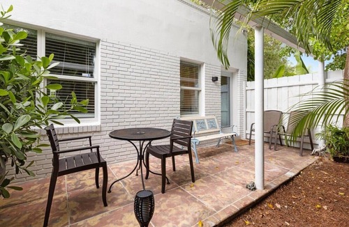 Victoria Park Apartment | Near Beach and Las Olas, 1 bedroom Apartment