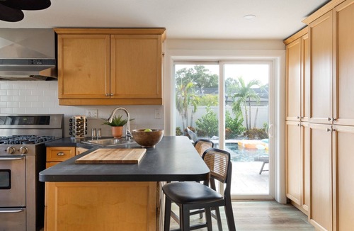 Disston Heights House | Near Beaches! Heated Pool, Hot tub at the Poolside Palm Hideaway!