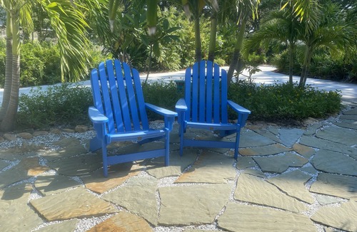 Seminole Apartment | Near Beaches, Pool, Paradise Awaits, Adult Only “The Blue Room”