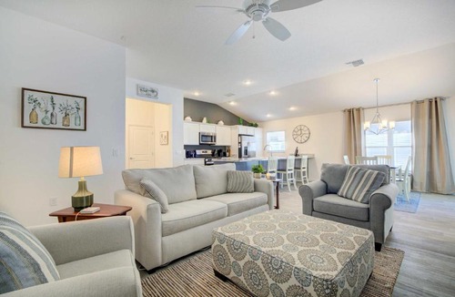 Wildwood House | Near Golf and Shops The Villages Home with Lanai!