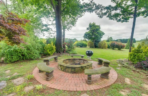 Lawndale Apartment | Near South Mountain State Park: Studio w/Deck!