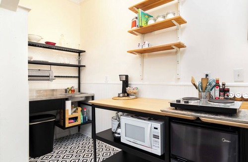 East Point House | Near Tyler Perry Studios - Perfect for Production Crew Members!