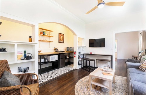 East Point House | Near Tyler Perry Studios - Perfect for Production Crew Members!