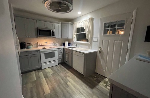 Stone Harbor Cottage | Neat as a pin and one of the best deals for a 3 bedroom in Stone Harbor!