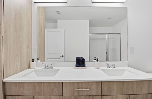 Diplomat Apartment | NEW 1 Bedroom Apt near Cape Coral & Ft. Myers FL!