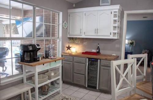 Navarre House | ~NEW~1 mins to Bay~8 Mins to Beach~Private Pool~Super relaxing beach theme