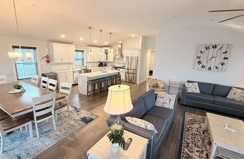 North End Condo | New 2022 construction!Ocean Ave Gem! 5BR plus den & 4.5 Bath Private elevator