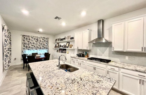Biggar House | New and Beautiful Babcock Ranch home with Private Screened in Heated Pool