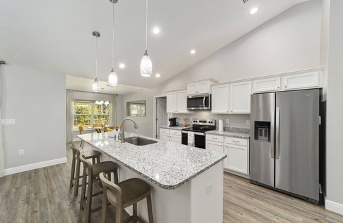 Ocala House | NEW Build-12min WEC Horses, 17min FAST, 42min Silver Springs State Park. 4beds.