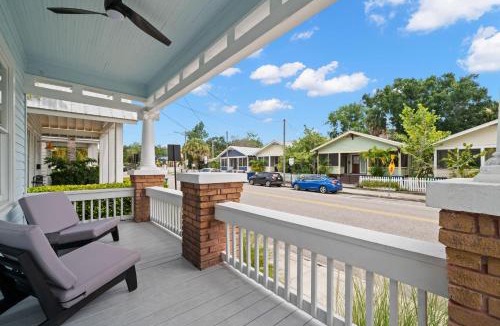 Historic Ybor House | NEW! Casa Fuente - Beautifully Renovated Ybor Bungalow, Steps to 7th Ave