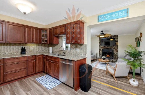 Walsingham House | NEW! Centrally Located & Spacious Pool Home|3BD/2BA