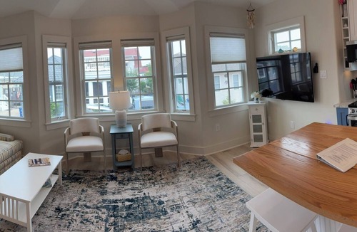 Stone Harbor House | NEW! COASTAL COTTAGE on Stone Harbor's South End - 2 Blocks From Beach & Bay