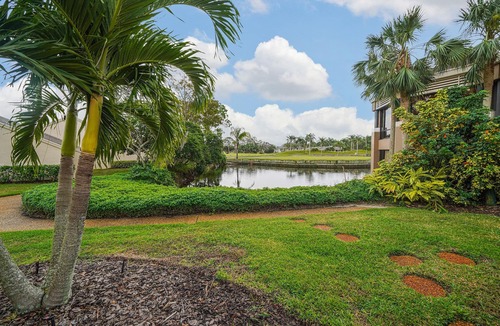 The Meadows Condo | NEW! Cozy 1/1 condo The Meadows Peaceful Pond View