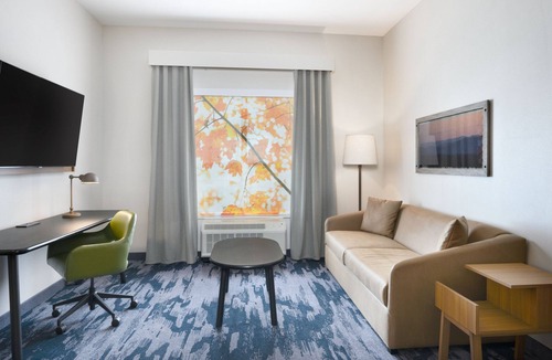 Millenia Hotel | NEW - Fairfield Inn & Suites by Marriott Orlando at Millenia