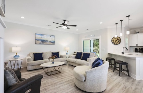 Spanish Wells House | New Four BR Luxury Vacation Home on Hilton Head
