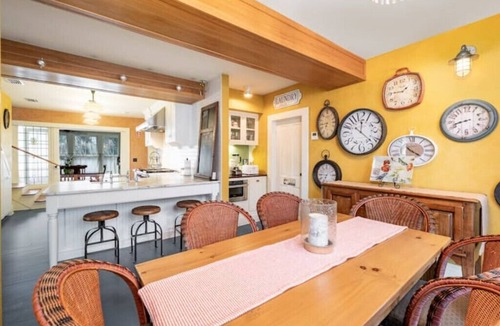 Cocoa House | NEW! Hummingbird Housen