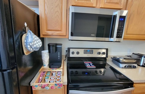 Gainesville Condo | New In-City Comfort: Condo Getaway 2-bed, 2-bath