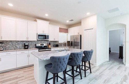 Davenport House | New Listing! Champions Gate Resort, 10mi to Disney & 21mi to Universal - FS383825