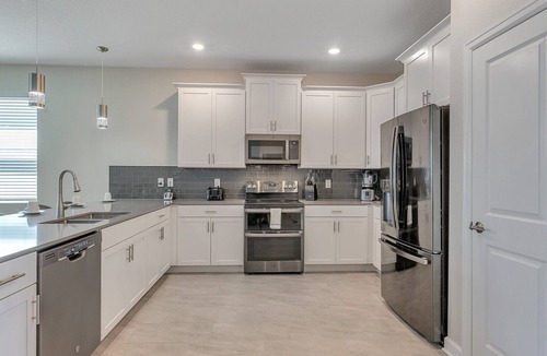 Davenport House | New Listing! Champions Gate Resort, 10mi to Disney & 21mi to Universal - FS383800