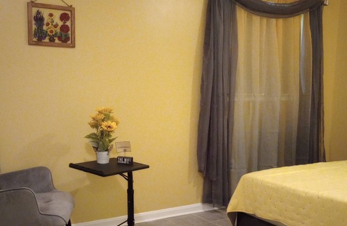 Odenton Condo | NEW LISTING! Charming DC Metro: Your Perfect Odenton Getaway by RedAwning