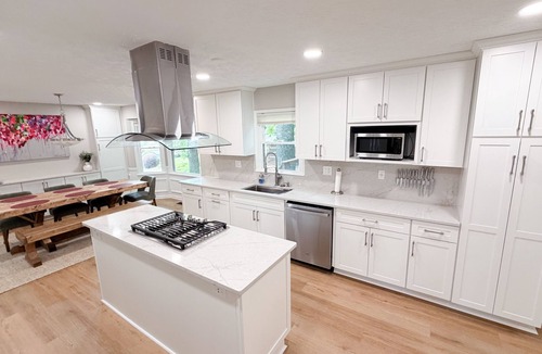 Smyrna House | NEW Listing- large home w/hot tub & NO pet fees!