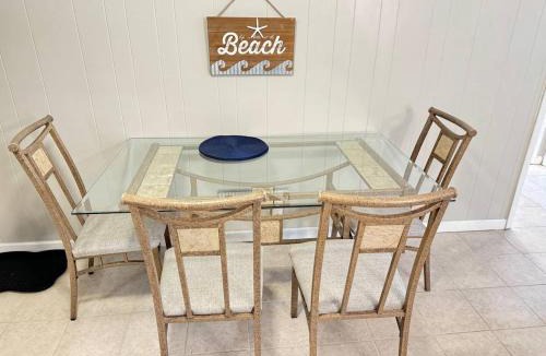 North Forest Beach Apartment | New Listing Sands Villa Steps to the Beach Flip-Flop Getaways