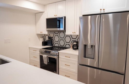 Near Northeast House | NEW! Lux Private Stay on H Street & Capitol Hill