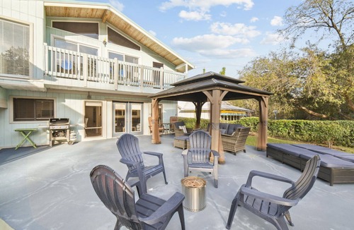 Weeki Wachee Gardens Ski Chalet | NEW! Manatee Cove Main House Star5Vacations