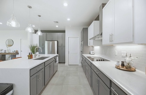 Port Malabar House | New modern 4-bedroom haven in Palm Bay