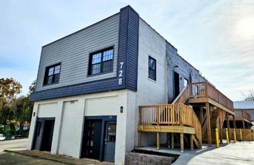 Maryville Apartment | New Modern Studio in Maryville (Unit 105)