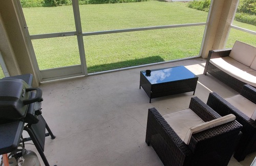 Westminister House | New Modern Vacation Home on a budget! Smart TV only. NO CABLE