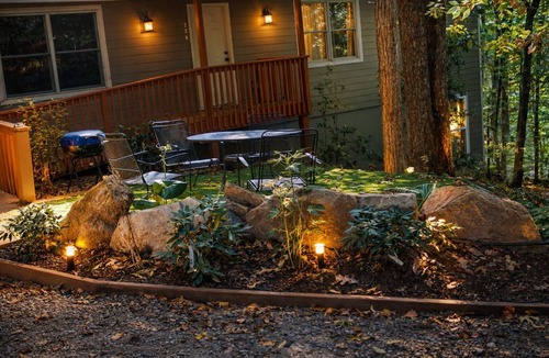Helen Cabin | New! Mtn Laurel 6/5! Pool Table & Close to Helen!