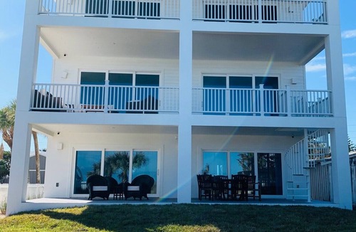 New Smyrna Beach House | New Oceanfront Luxury Home 6 Bed/6.5 Bath!