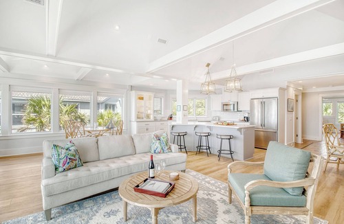 Kiawah Island Villa | New! Oceanfront with amazing views in popular East Beach community