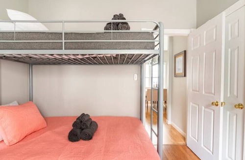 Ponderosa - Wingate House | NEW! Peaceful Group Getaway Min. to Uptown/Airport