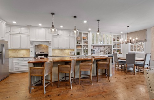 Wedowee House | New - Peaceful Lake House, Hot Tub & Private Dock!