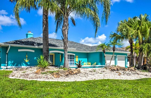 Deep Creek House | NEW! Punta Gorda Retreat w/ Heated Pool & Lanai!