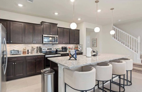 Four Corners House | New Resort, Themed, Ultra Comfortable, Heated Private Pool, Game Room, Family Ho