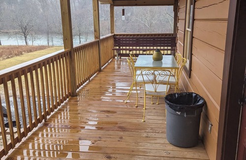 Max Meadows Cabin | New River cabin get away