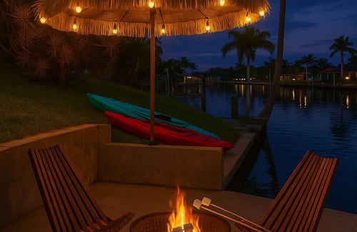 Pelican House | NEW! Seahorse Cove - Pool, Gulf Access & Tiki Bar