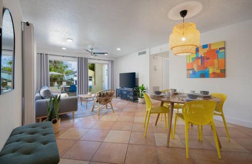 Sarasota Apartment | * NEW * Serene Retreat/Private Patio & Pool *