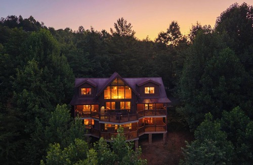Pittman Center Cabin | New! Sleeps 20, Mountain Views, Sauna, Game Room!
