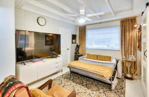 New Smyrna Beach House | New Smyrna Beach Cottage about 1 Mi to Downtown!