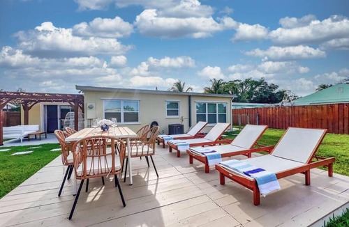 Jupiter House | *NEW* The Surf Shack Jupiter!