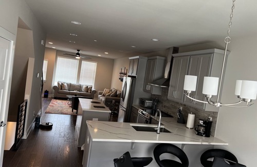 Charlotte House | New Townhome in South End with office, 1gb fiber