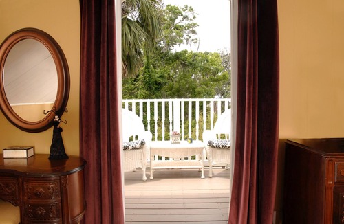 Lincolnville Apartment | New! Victorian Apartment. Park & Walk Everywhere in Town