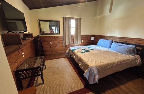 Suwannee House | New Waterfront 3/2 Fishing Oasis in Suwannee Town by the Gulf of Mexico