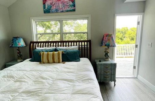 Palm Harbor House | NEW Waterfront Retreat/centrally loc/wifi/parking