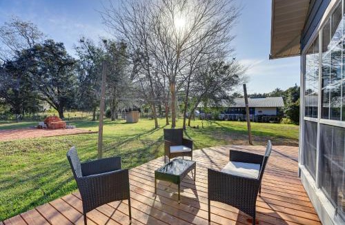 Newberry House | Newberry Home with Deck on 10 Acres!