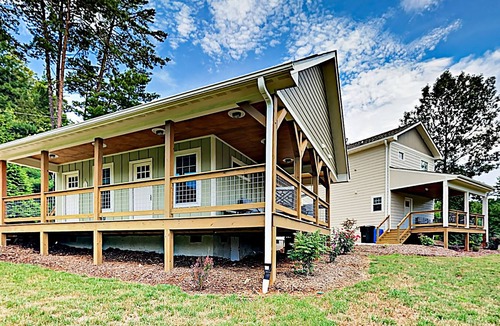 Woodfin Cabin | Newly Built 2-Home Mountain Retreat w/ Firepits, Minutes to Town & Adventures